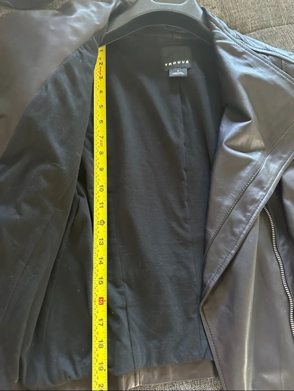 Trouvé Women's Black Leather Moto Jacket - Picture 8 of 10